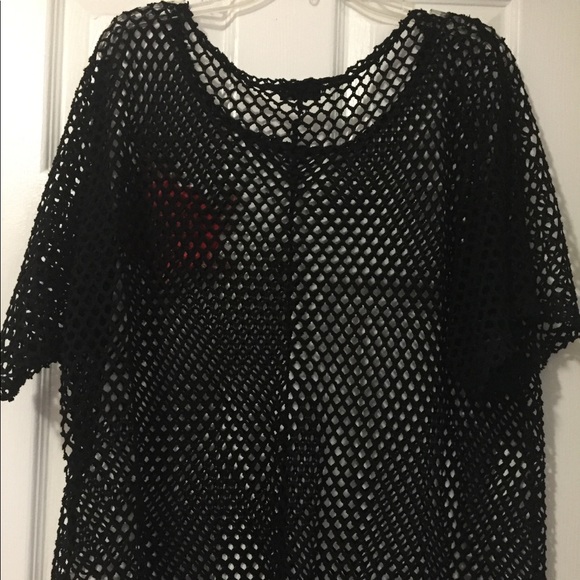 Black Short Sleeve Blouse - Picture 3 of 3